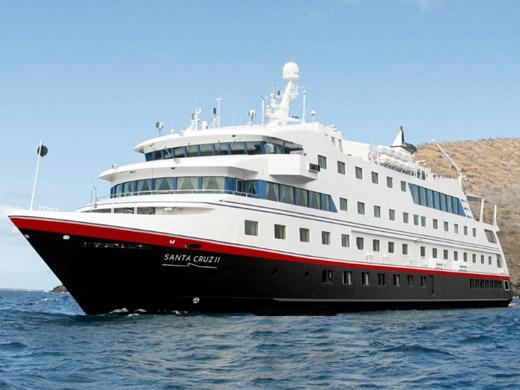 HURTIGRUTEN EXPEDITIONS - MS Santa Cruz II