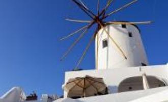 Exclusive Santorini, Oia and Winery Tour