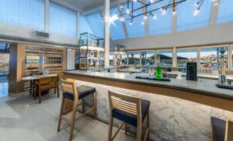 Bars & Lounges Bars & Lounges