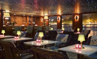 Bars & Lounges