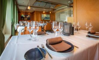 Lindstrom Restaurant 