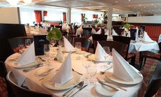 Dining Dining