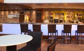 Topsiders Bar & Grill