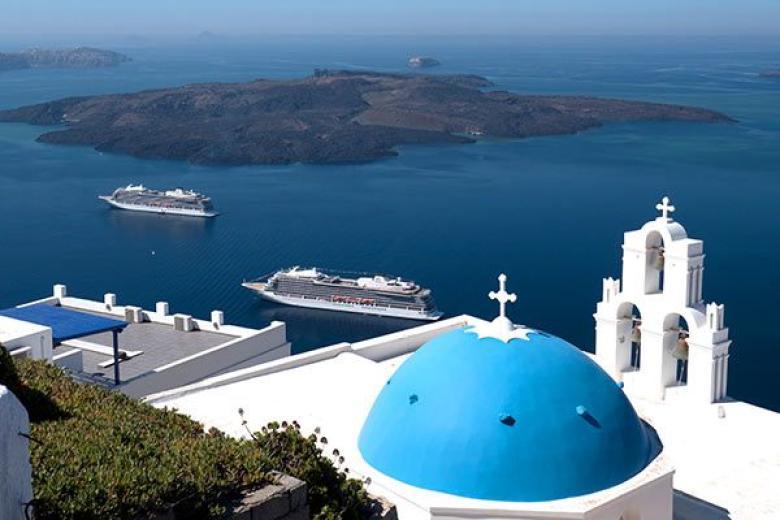 Viking Ocean Cruises - Viking Star & Viking Sea In Santorini