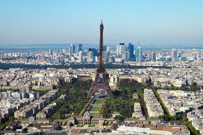 Eiffel Tower 