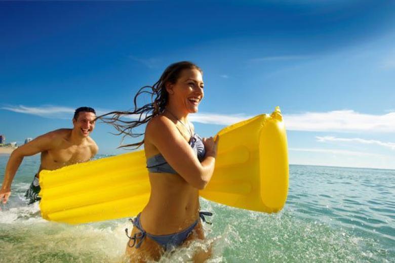 LAST-MINUTE CRUISES