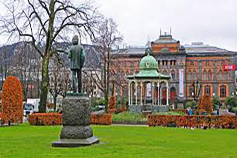 Byparken mot Permanenten