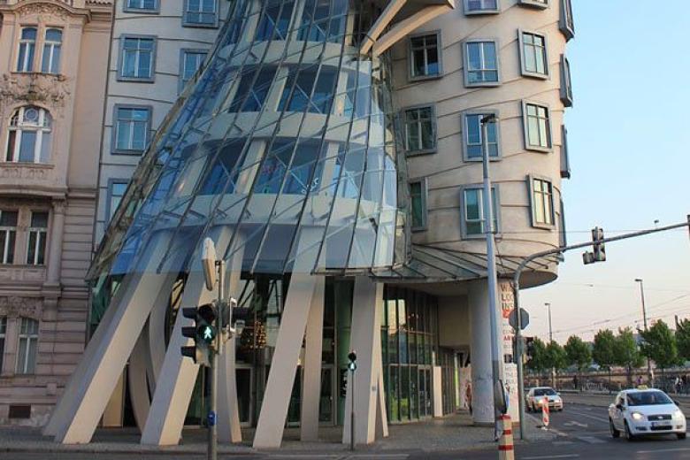 Dancing House