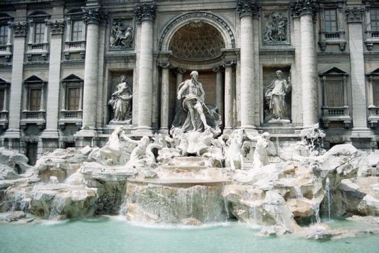 Trevi Fountain
