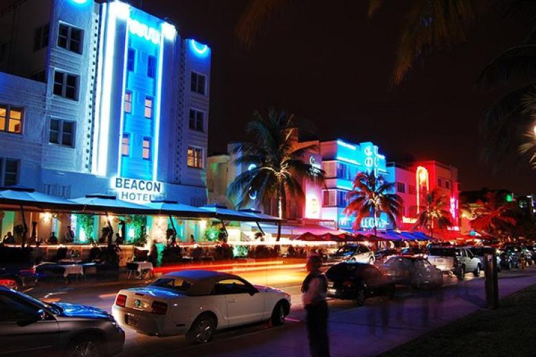 Ocean Drive in South Beach at Night