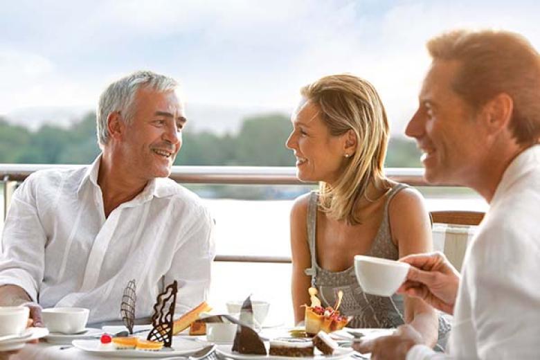 Uniworld Boutique River Cruises - Al Fresco Dining