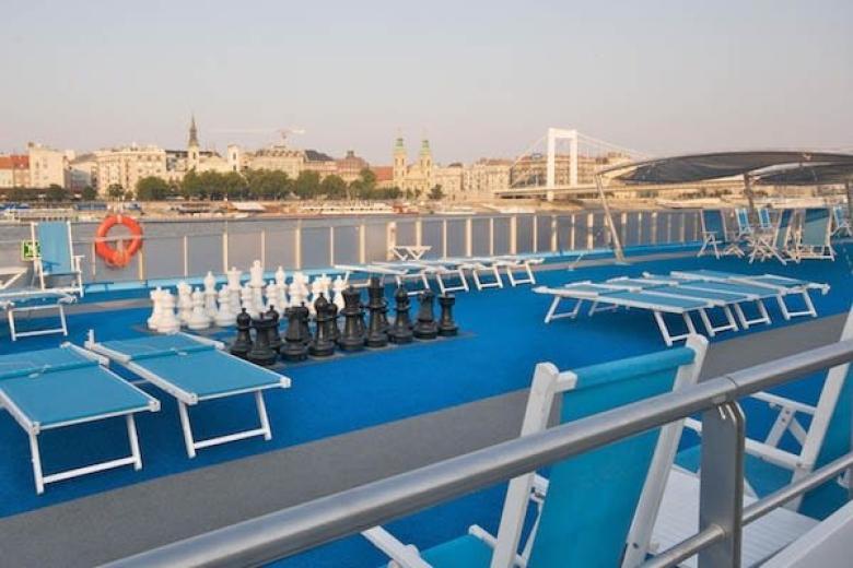 AmaWaterways - AmaCello SunDeck