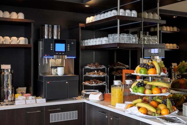 Avalon River Cruises - Club Lounge