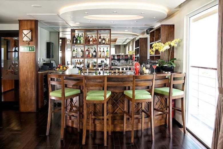 Avalon Waterways - Bar