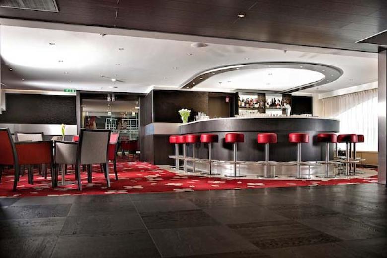 Avalon Waterways - Bar