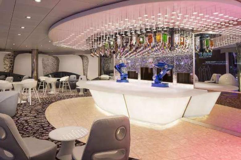 Royal Caribbean - Bionic Bar