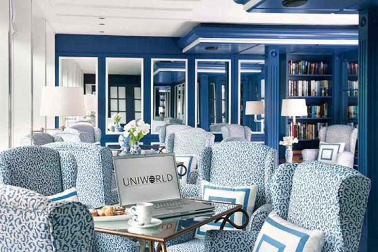 Uniworld Boutique River Cruises - Captain's Lounge