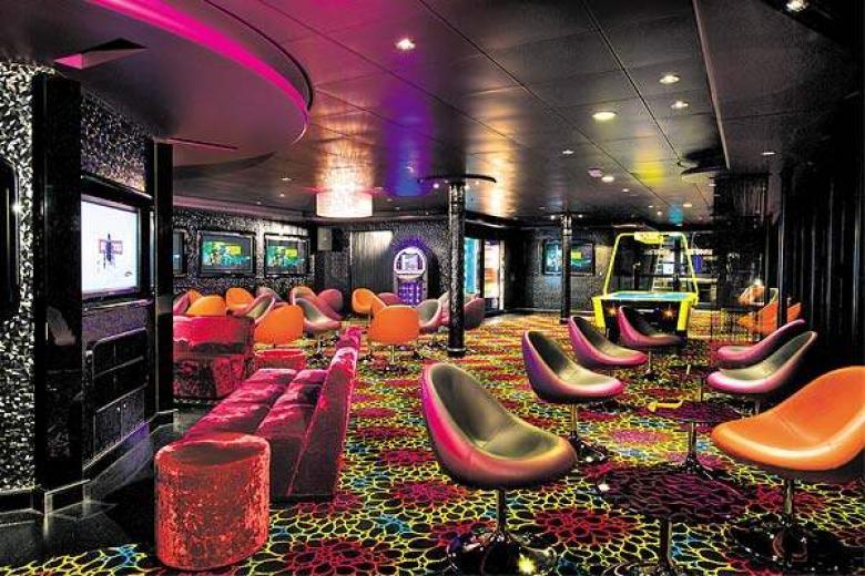 Entourage Teen Center