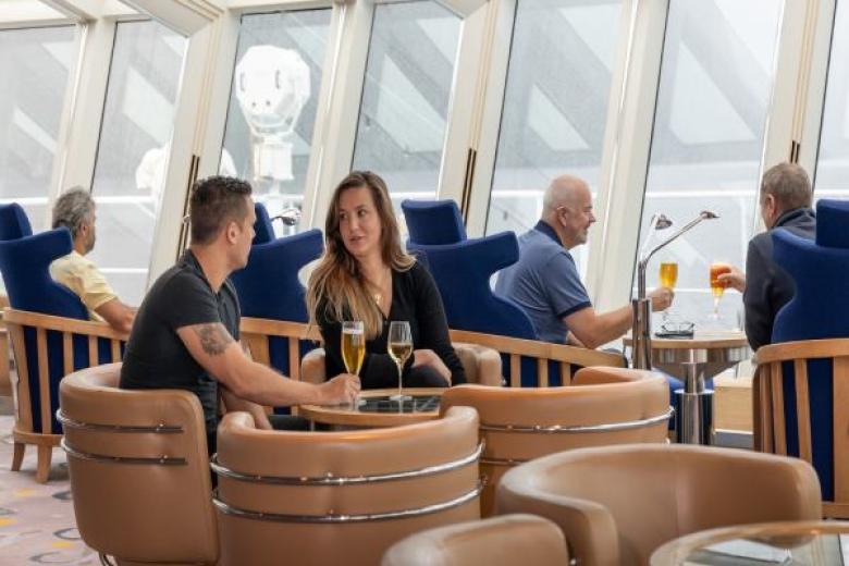 Hurtigruten Expeditions - Explorer Bar