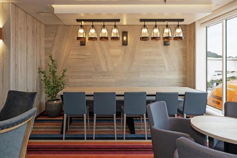 Hurtigruten Expeditions - Fredheim Restaurant