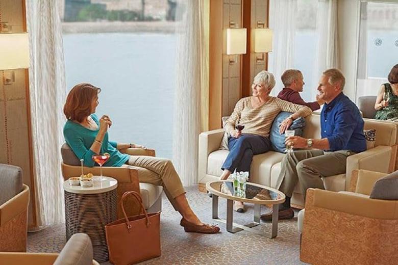 The Lounge