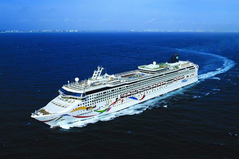 Norwegian Cruise Line - Norwegian Dawn