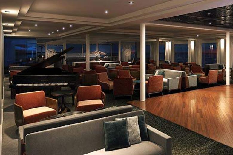 Piano Lounge