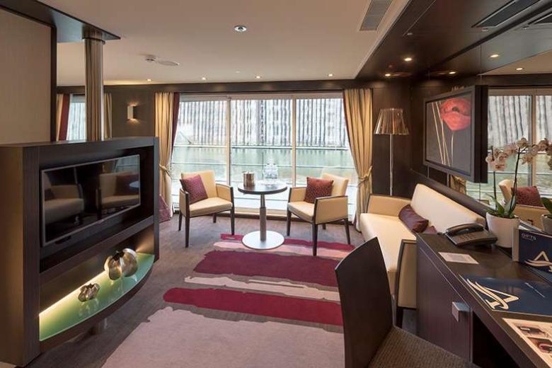 Avalon Waterways - Royal Suite
