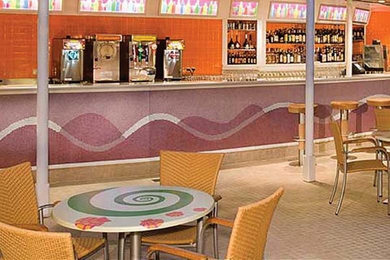 Topsdiers Bar and Grill