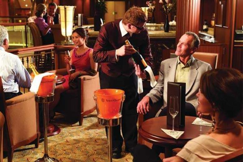 Veuve Clicquot Bar