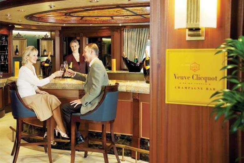 Veuve Cliquot Champagne Bar