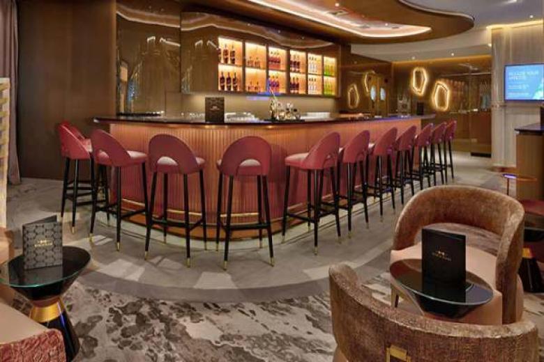 Celebrity Cruise Line - World Class Bar
