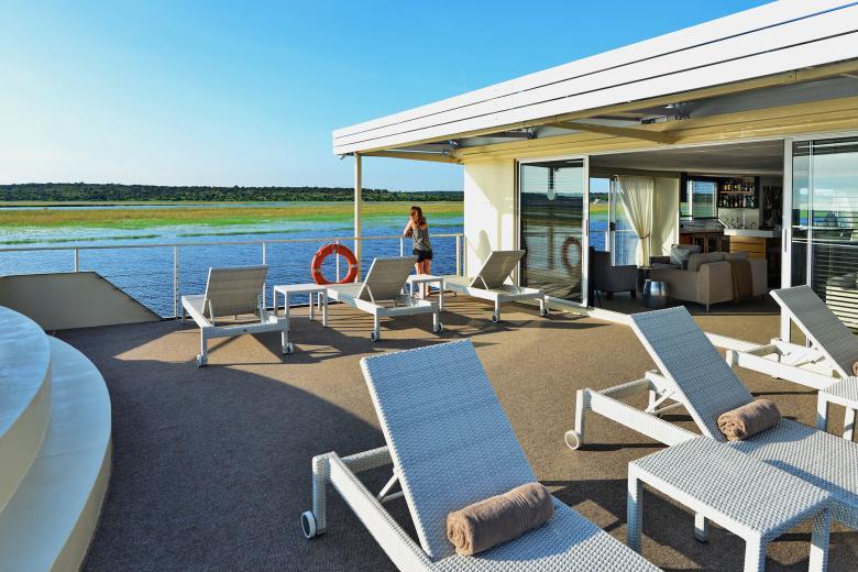 Zambezi Queen - Pool Deck