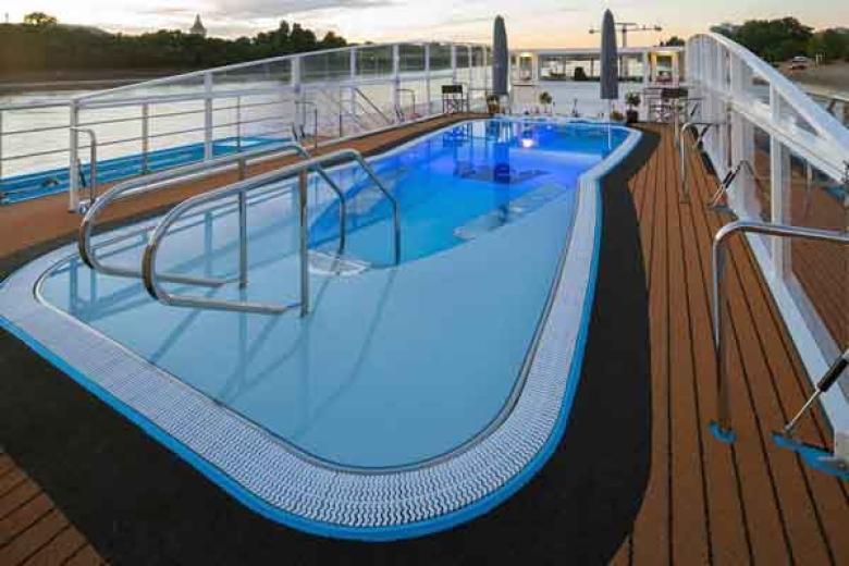 AmaWaterways - Pool Deck