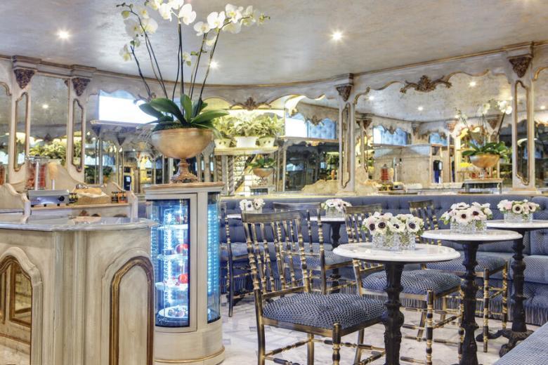 Uniworld Boutique River Cruises - Viennese cafe