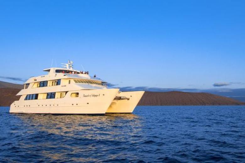 Avalon Waterways - Treasure of Galápagos