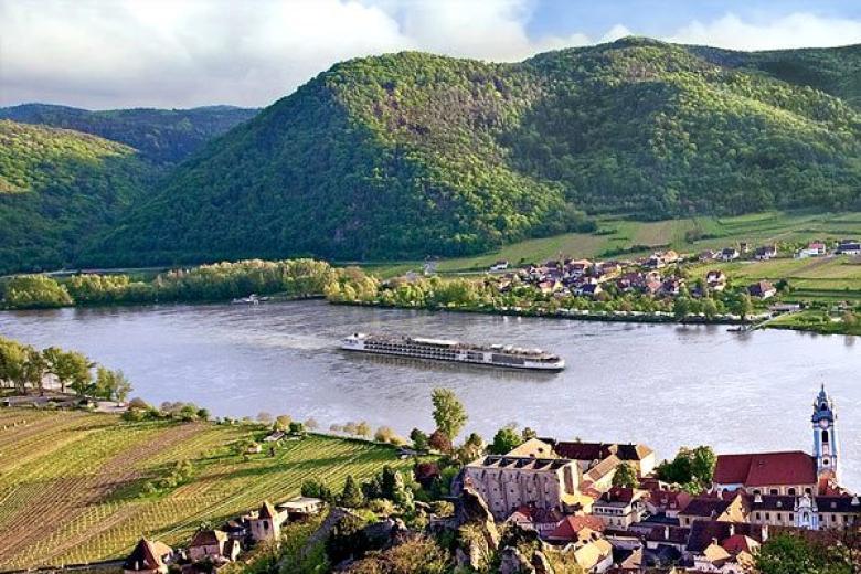Viking River Cruises - Viking Longship Rinda