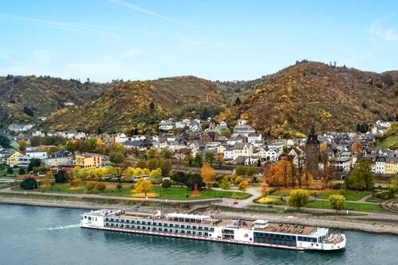 Viking River Cruises - Viking Longship Skinir