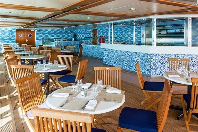 Waves Grill